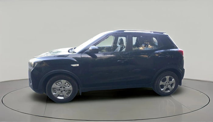 2023 Mahindra XUV300 W6 1.5 Diesel, Diesel, Manual, 65,437 km, exterior