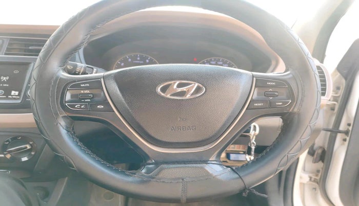 2020 Hyundai Elite i20 SPORTZ PLUS 1.2, Petrol, Manual, 90,022 km, interior