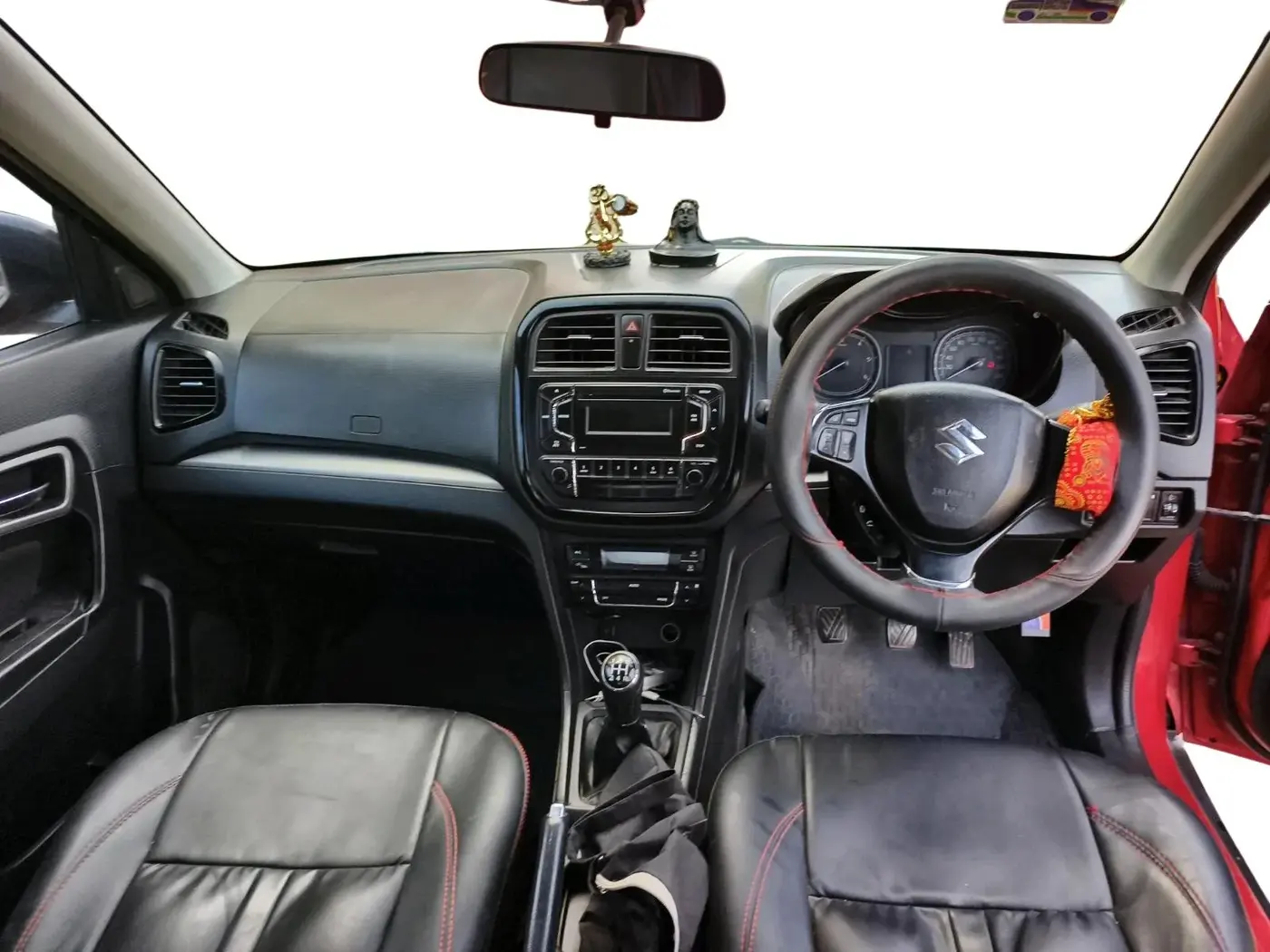 2019 Maruti Vitara Brezza ZDI, Diesel, Manual, 1,40,201 km, interior