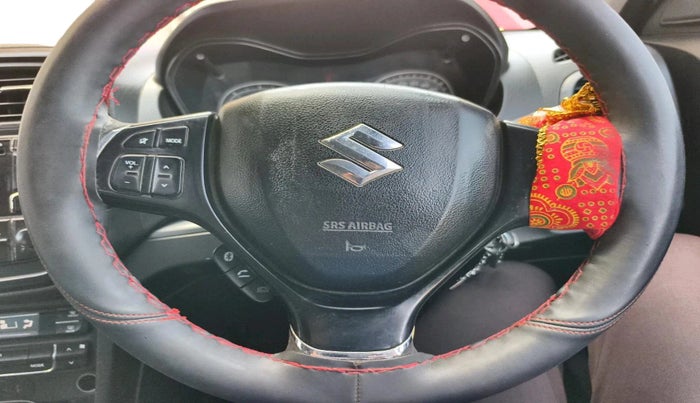 2019 Maruti Vitara Brezza ZDI, Diesel, Manual, 1,40,201 km, interior