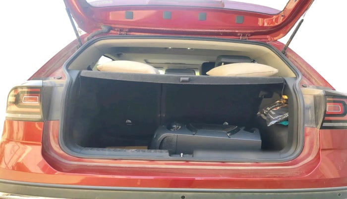 2021 Volkswagen TAIGUN TOPLINE 1.0 TSI AT, Petrol, Automatic, 43,817 km, exterior