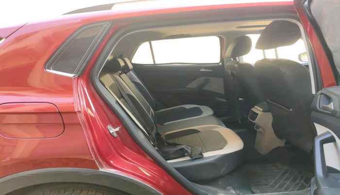 2021 Volkswagen TAIGUN TOPLINE 1.0 TSI AT, Petrol, Automatic, 43,817 km, interior