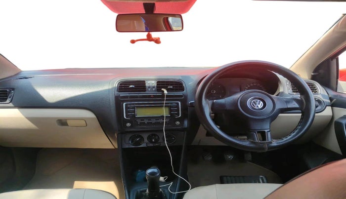 2012 Volkswagen Polo TRENDLINE 1.2L DIESEL, Diesel, Manual, 1,30,338 km, interior