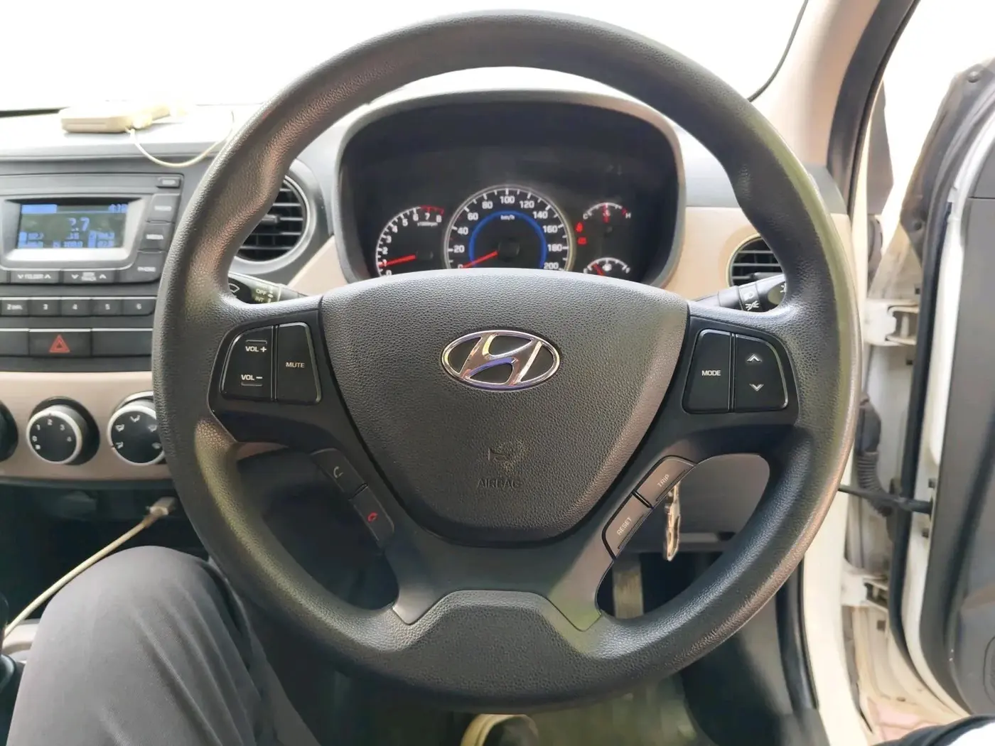 2018 Hyundai Grand i10 MAGNA 1.2 KAPPA VTVT, Petrol, Manual, 62,509 km, interior