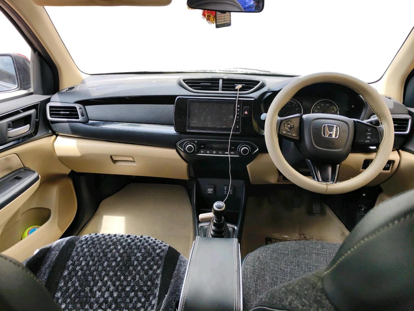 2019 Honda Amaze 1.2L I-VTEC VX, CNG, Manual, 1,01,009 km, interior