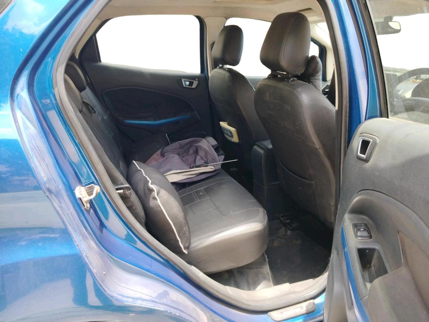2018 Ford Ecosport TITANIUM 1.5L SIGNATURE EDITION (SUNROOF) DIESEL, Diesel, Manual, 1,35,486 km, interior