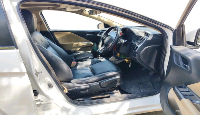 2016 Honda City 1.5L I-VTEC VX, CNG, Manual, 86,525 km, interior