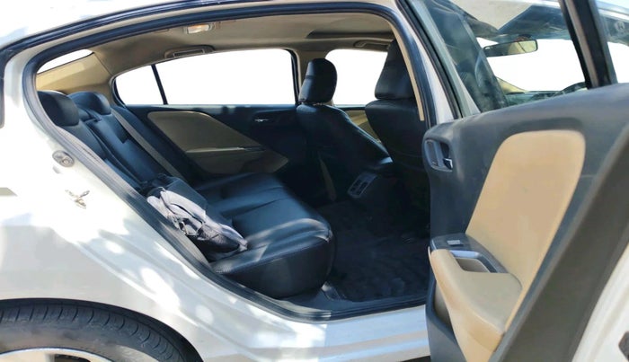 2016 Honda City 1.5L I-VTEC VX, CNG, Manual, 86,525 km, interior