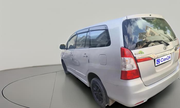 2014 Toyota Innova 2.5 VX 7 STR, Diesel, Manual, 2,30,500 km, exterior