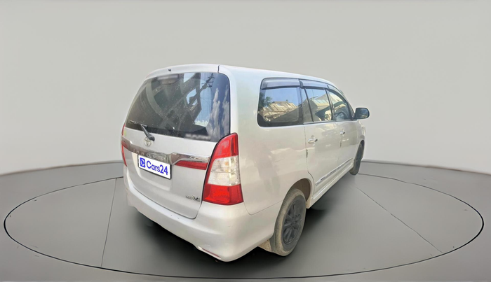 2014 Toyota Innova 2.5 VX 7 STR, Diesel, Manual, 2,30,500 km, exterior