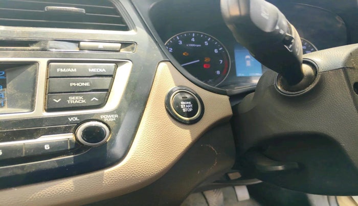 2014 Hyundai Elite i20 ASTA 1.2, CNG, Manual, 1,17,288 km, interior