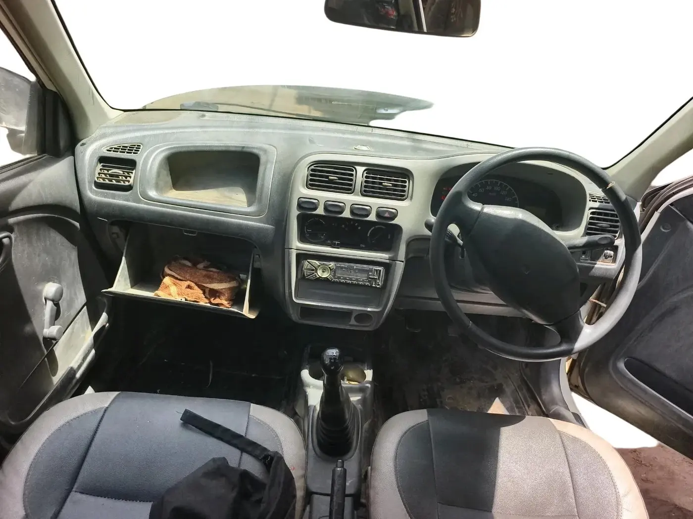 2012 Maruti Alto LXI, Petrol, Manual, 2,42,301 km, interior