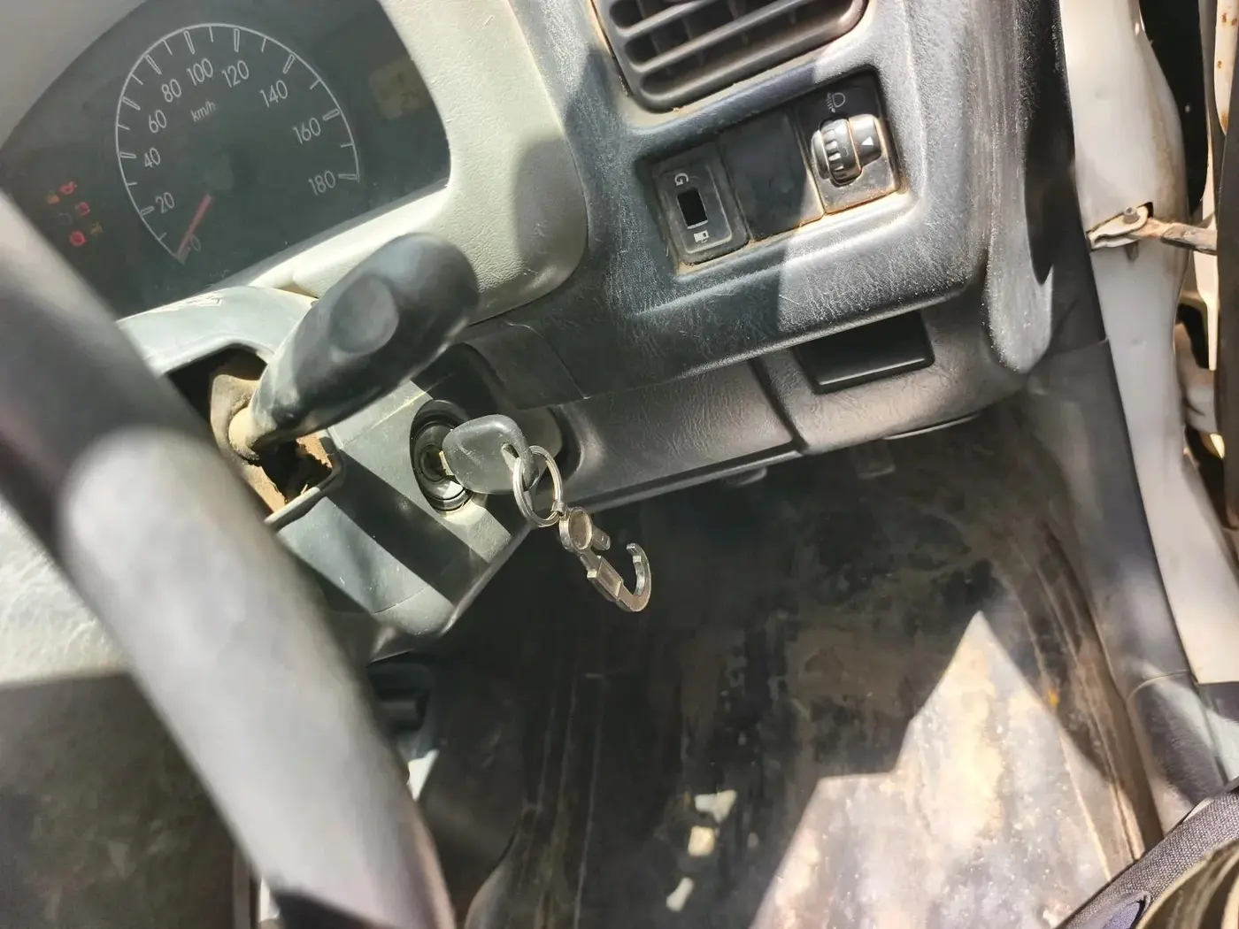 2012 Maruti Alto LXI, Petrol, Manual, 2,42,301 km, interior