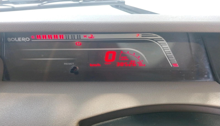 2024 Mahindra Bolero B6 (O), Diesel, Manual, 38,526 km, interior