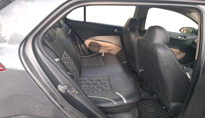 2017 Hyundai Grand i10 SPORTZ (O) 1.2 U2 CRDI, Diesel, Manual, 89,963 km, interior