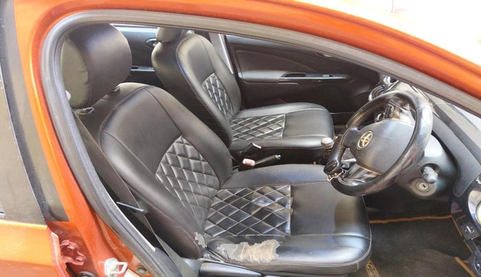 2016 Toyota Etios CROSS 1.4 VD, Diesel, Manual, 1,75,472 km, interior