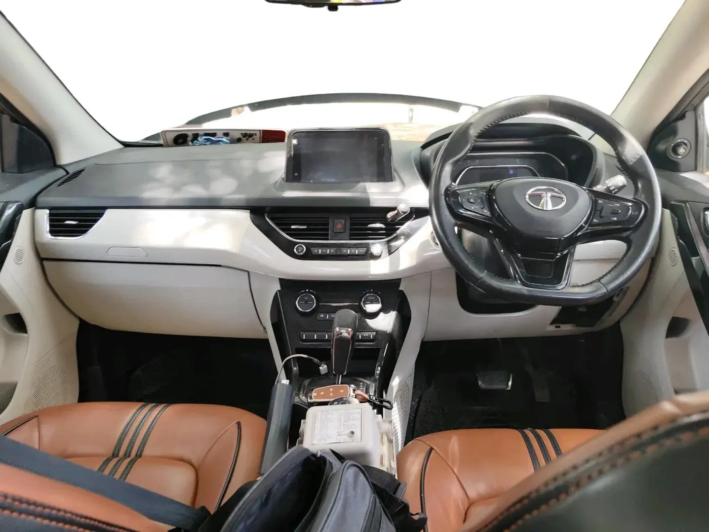 2020 Tata NEXON XZA PLUS (O) DIESEL, Diesel, Automatic, 97,967 km, interior