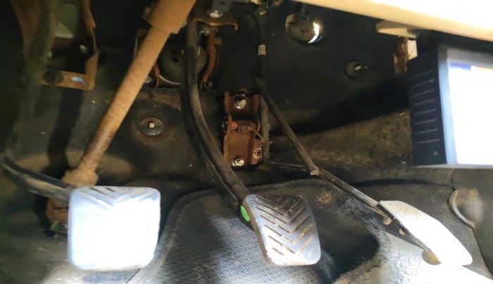 2011 Hyundai Eon ERA, CNG, Manual, 1,84,432 km, interior