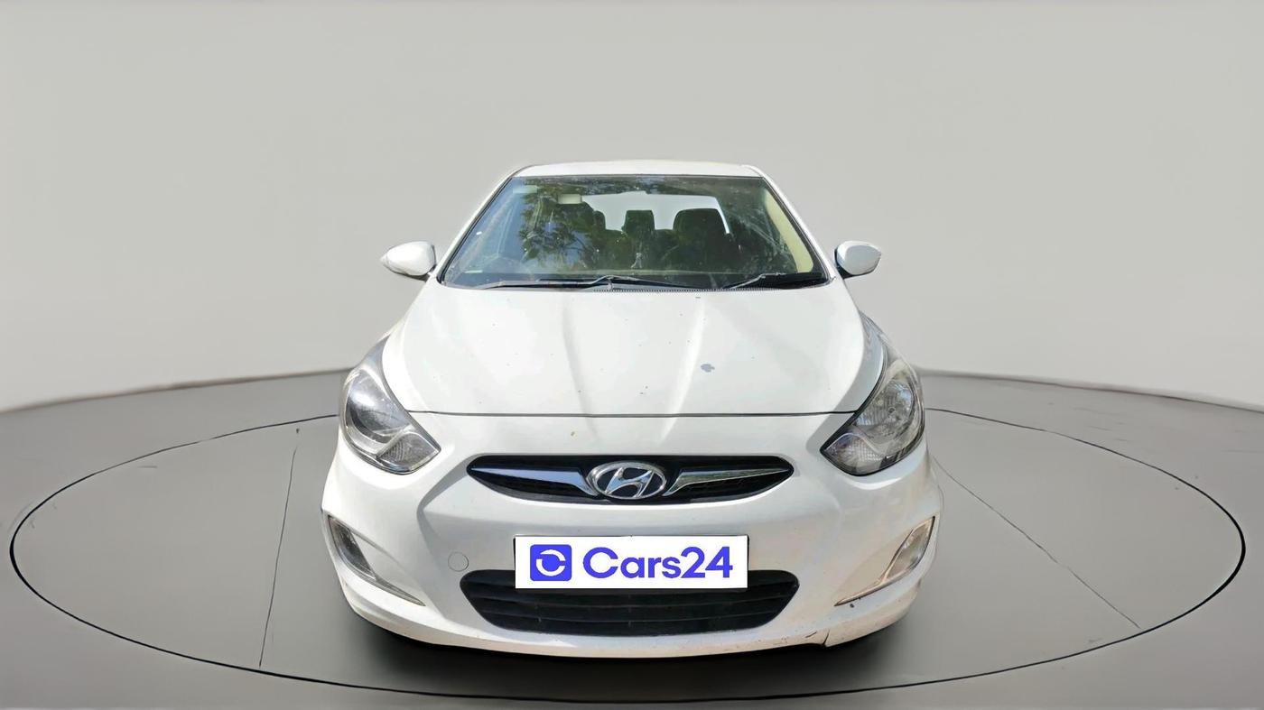 2013 Hyundai Verna FLUIDIC 1.6 CRDI SX OPT, Diesel, Manual, 1,92,880 km, exterior