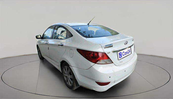 2013 Hyundai Verna FLUIDIC 1.6 CRDI SX OPT, Diesel, Manual, 1,92,880 km, exterior