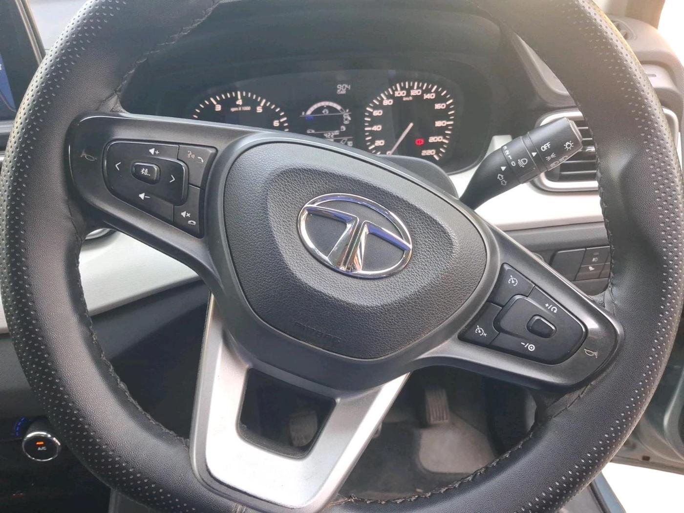 2022 Tata PUNCH ACCOMPLISHED MT, Petrol, Manual, 67,835 km, interior