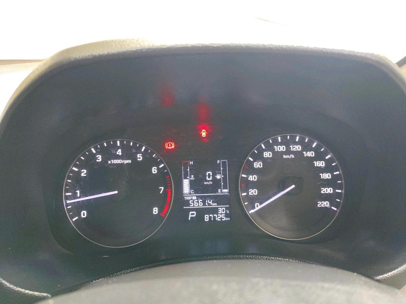 2016 Hyundai Creta SX PLUS AT 1.6 PETROL, Petrol, Automatic, 87,725 km, interior