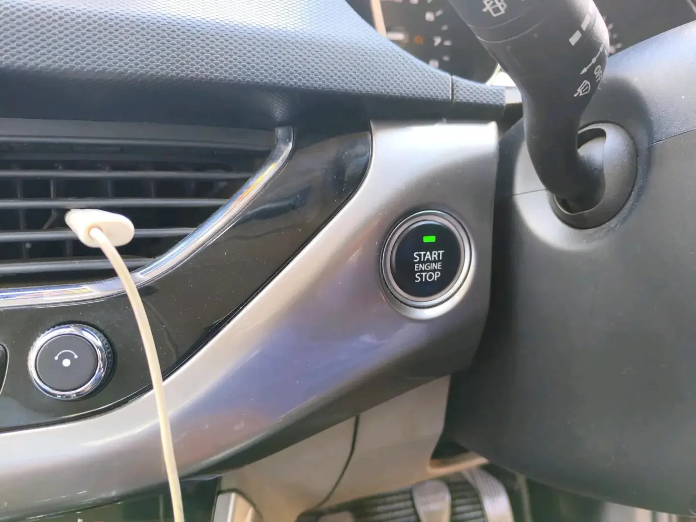 2018 Tata NEXON XZ PLUS PETROL, CNG, Manual, 1,77,270 km, interior