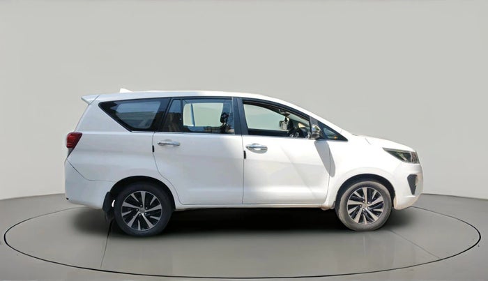 2022 Toyota Innova Crysta 2.7 ZX AT 7 STR, Petrol, Automatic, 51,564 km, exterior