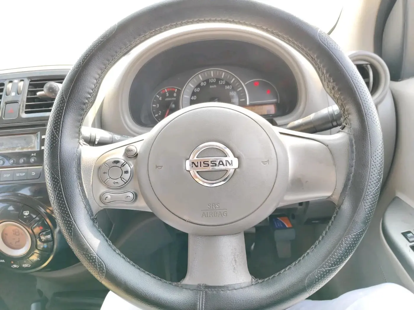 2015 Nissan Micra XV P DIESEL, Diesel, Manual, 96,114 km, interior
