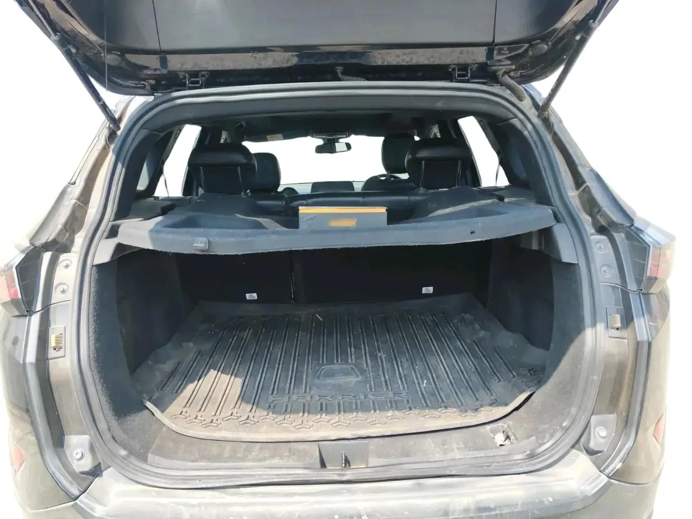 2022 Tata Harrier XZA PLUS 2.0L DARK EDITION, Diesel, Automatic, 88,982 km, exterior