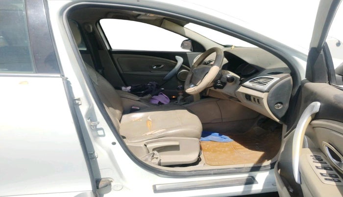 2012 Renault Fluence 1.5 E2, Diesel, Manual, 1,53,087 km, interior