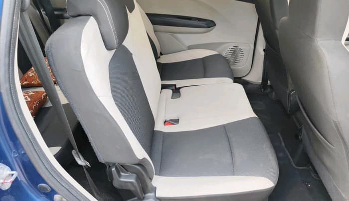 2019 Renault TRIBER RXT, Petrol, Manual, 58,128 km, interior