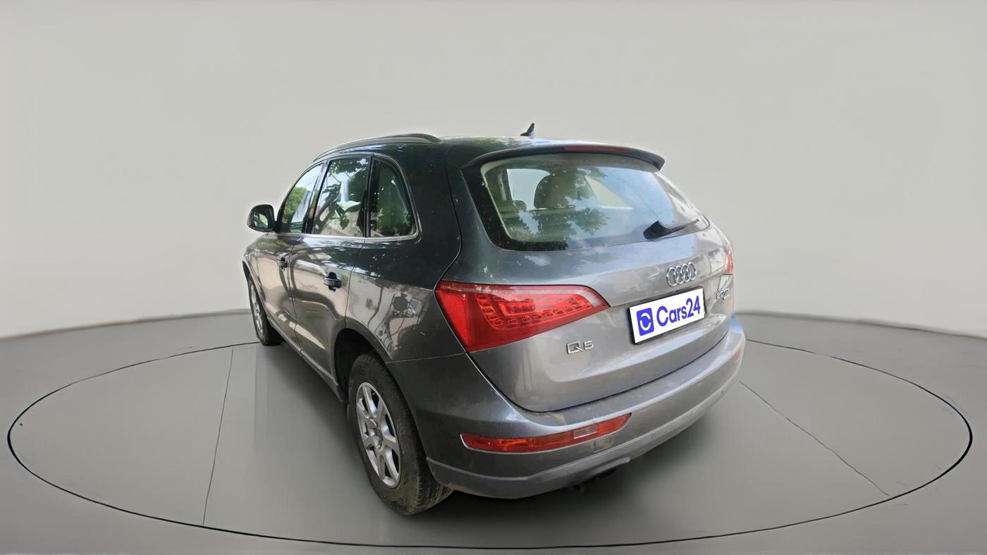 2012 Audi Q5 2.0 TDI QUATTRO, Diesel, Automatic, 2,08,245 km, exterior