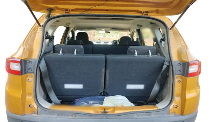 2019 Renault TRIBER RXZ, Petrol, Manual, 1,39,615 km, exterior