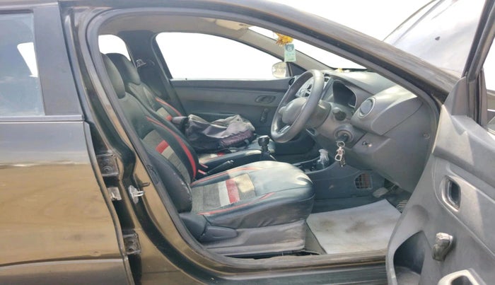 2016 Renault Kwid RXL, Petrol, Manual, 89,956 km, interior