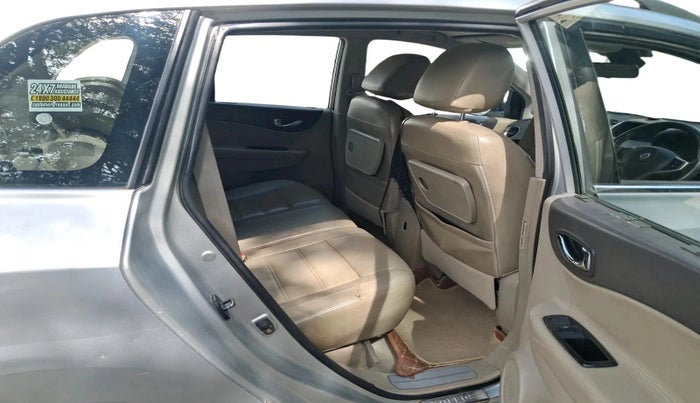 2015 Renault Koleos 4x4 AT, Diesel, Automatic, 1,80,244 km, interior