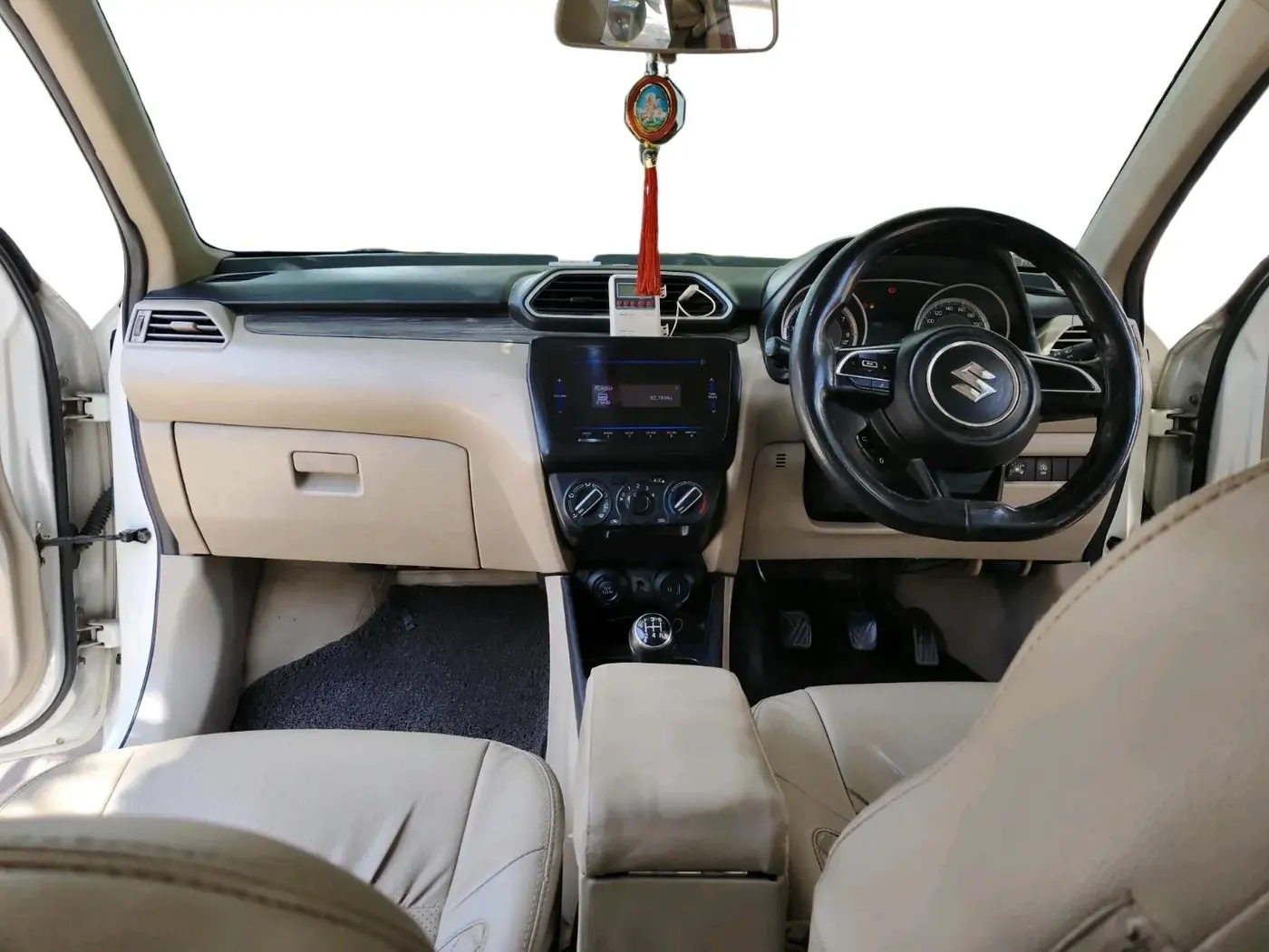 2021 Maruti Dzire VXI, CNG, Manual, 85,258 km, interior