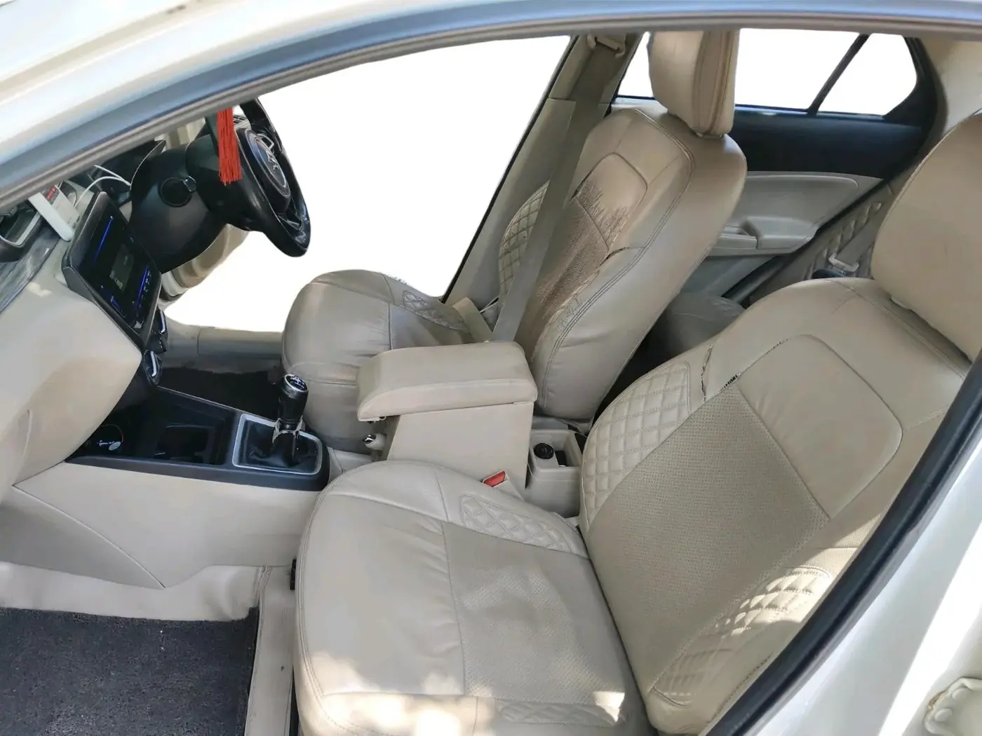 2021 Maruti Dzire VXI, CNG, Manual, 85,258 km, interior