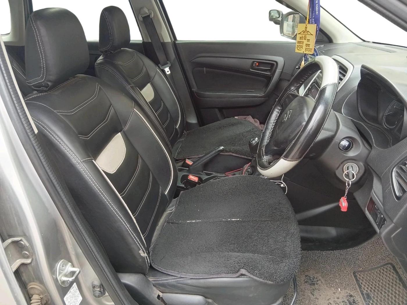 2020 Maruti Vitara Brezza VDI, Diesel, Manual, 1,29,192 km, interior
