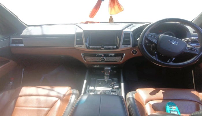 2019 Mahindra ALTURAS G4 4WD AT, Diesel, Automatic, 26,697 km, interior