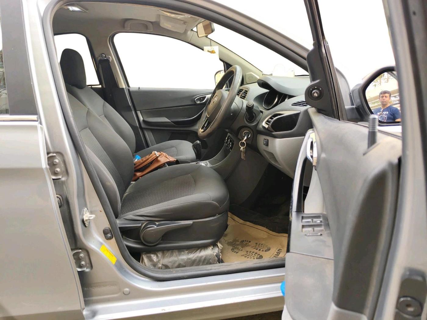 2018 Tata TIGOR XZA PETROL, CNG, Automatic, 1,17,212 km, interior
