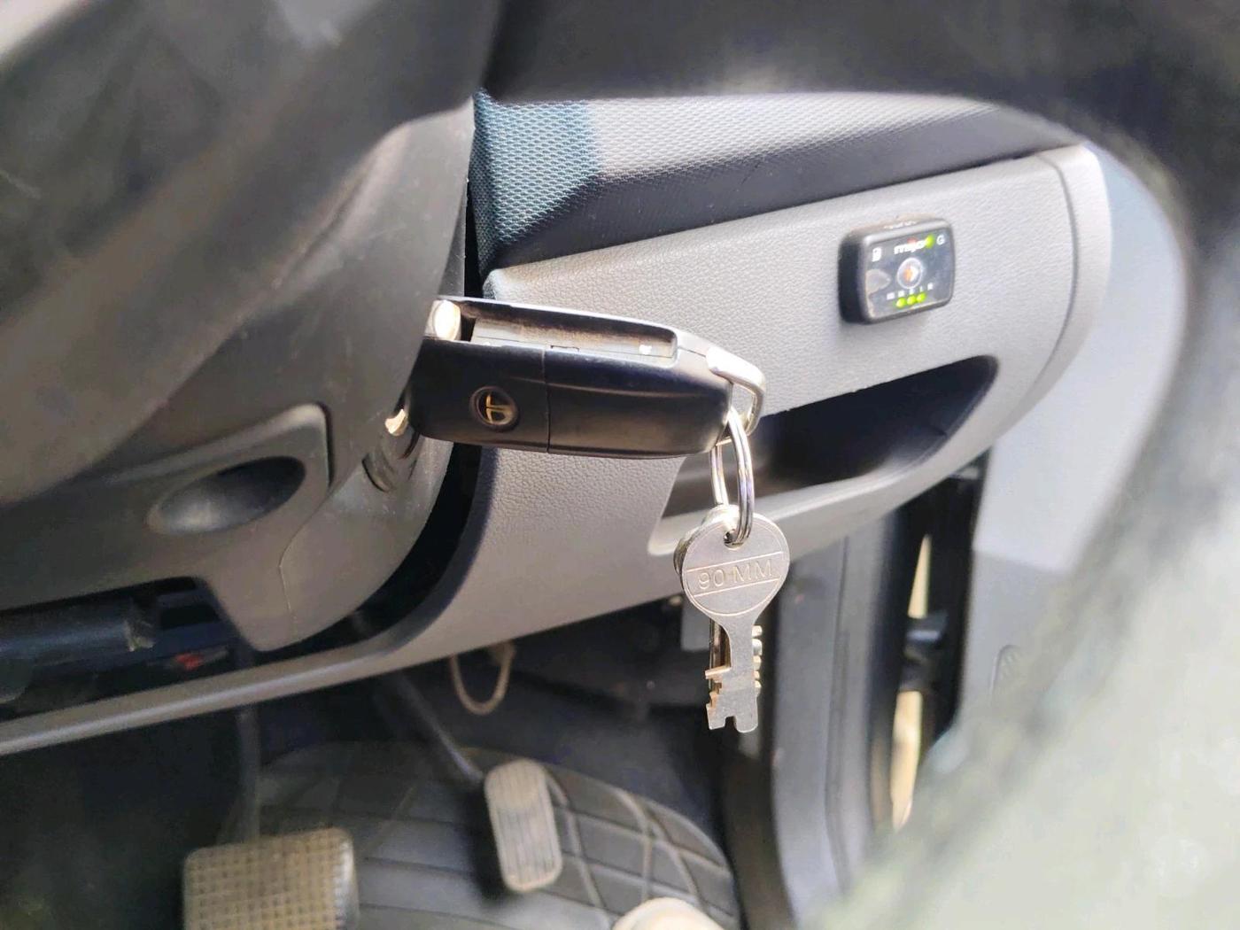 2018 Tata TIGOR XZA PETROL, CNG, Automatic, 1,17,212 km, interior