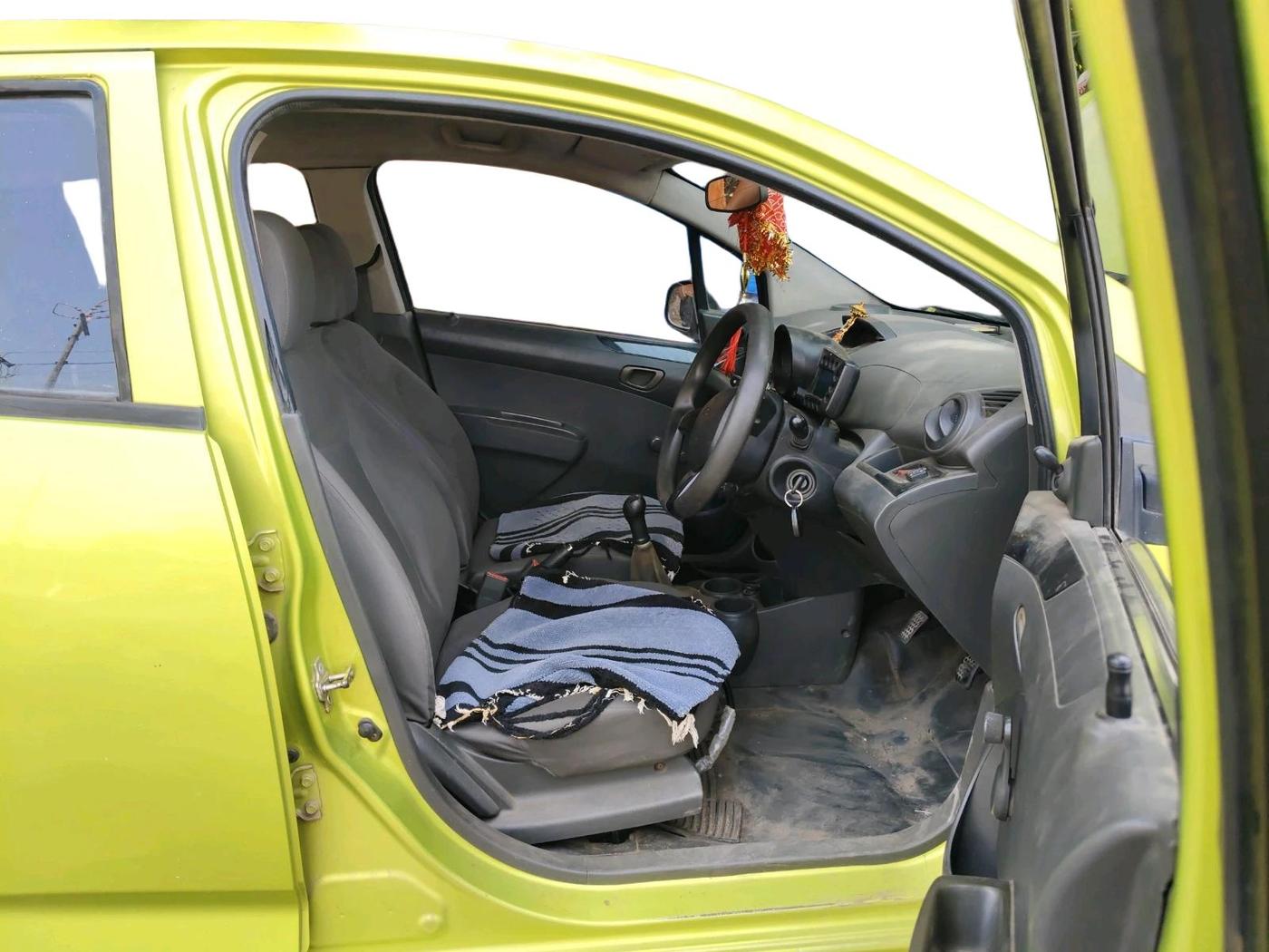 2011 Chevrolet Beat PS PETROL, CNG, Manual, 83,477 km, interior