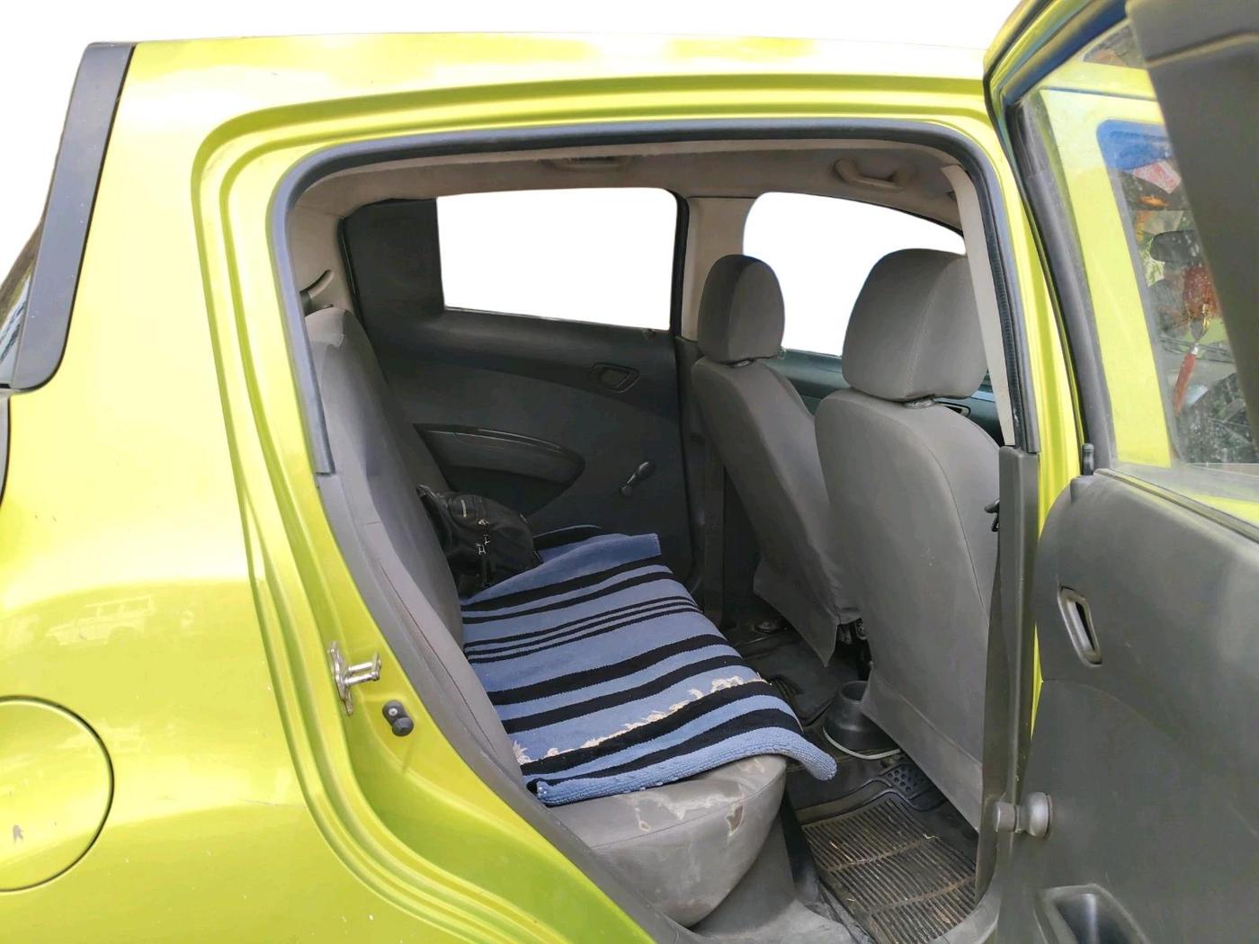 2011 Chevrolet Beat PS PETROL, CNG, Manual, 83,477 km, interior