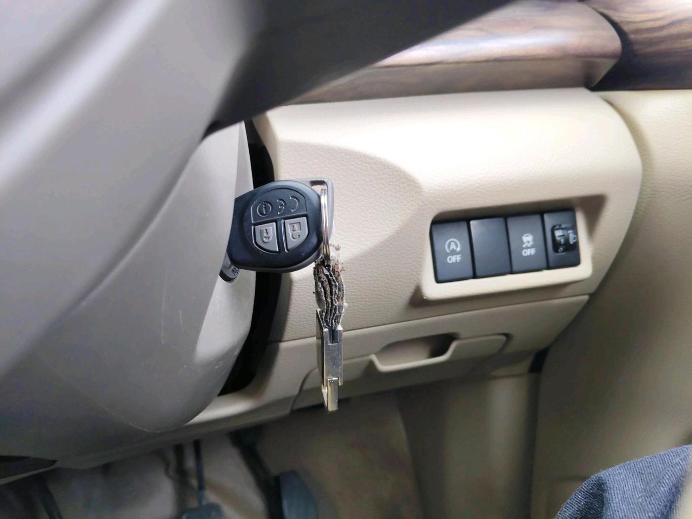 2025 Maruti Ertiga VXi (O), Petrol, Manual, 8,592 km, interior