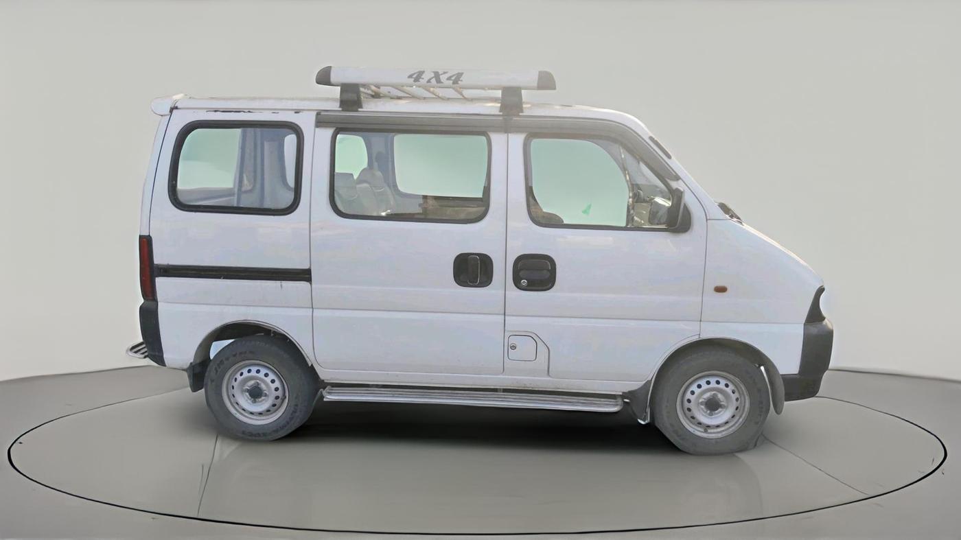 2023 Maruti Eeco 5 STR AC, Petrol, Manual, 28,142 km, exterior