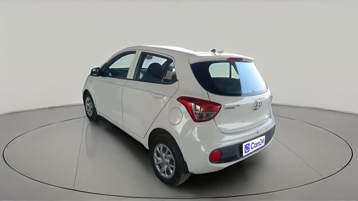 2017 Hyundai Grand i10 MAGNA AT 1.2 KAPPA VTVT, Petrol, Automatic, 47,901 km, exterior