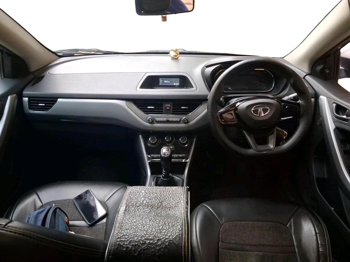2022 Tata NEXON XM DIESEL, Diesel, Manual, 89,912 km, interior