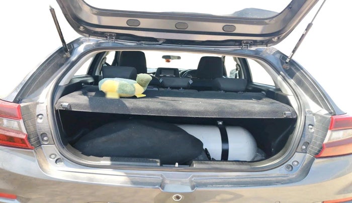 2024 Maruti Baleno DELTA CNG 1.2L, CNG, Manual, 30,191 km, exterior