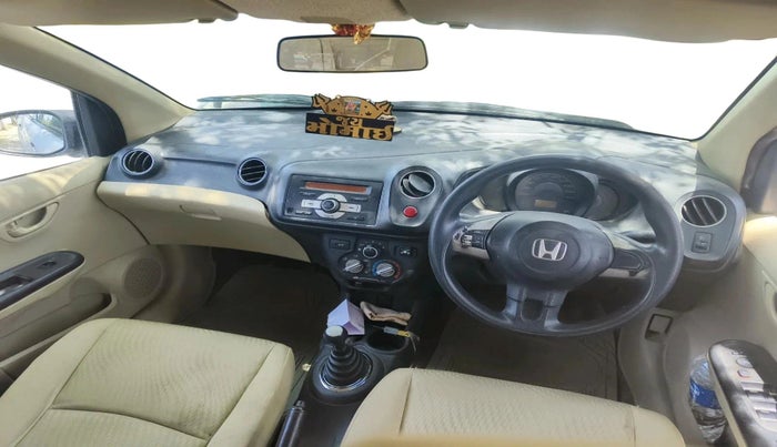 2014 Honda Amaze 1.2L I-VTEC S, CNG, Manual, 1,20,556 km, interior